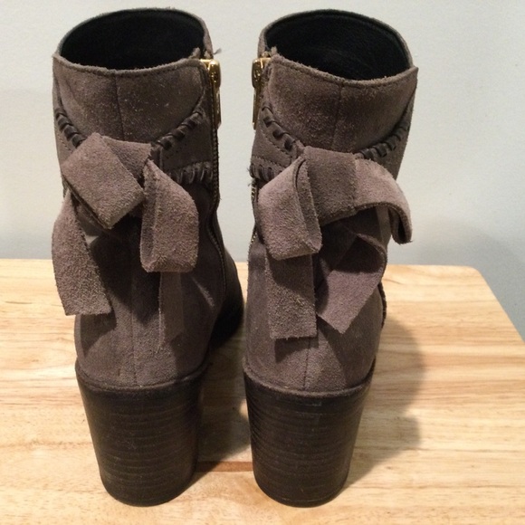UGG Suede Leather Grey Block Heel Booties 8M - Picture 6 of 10